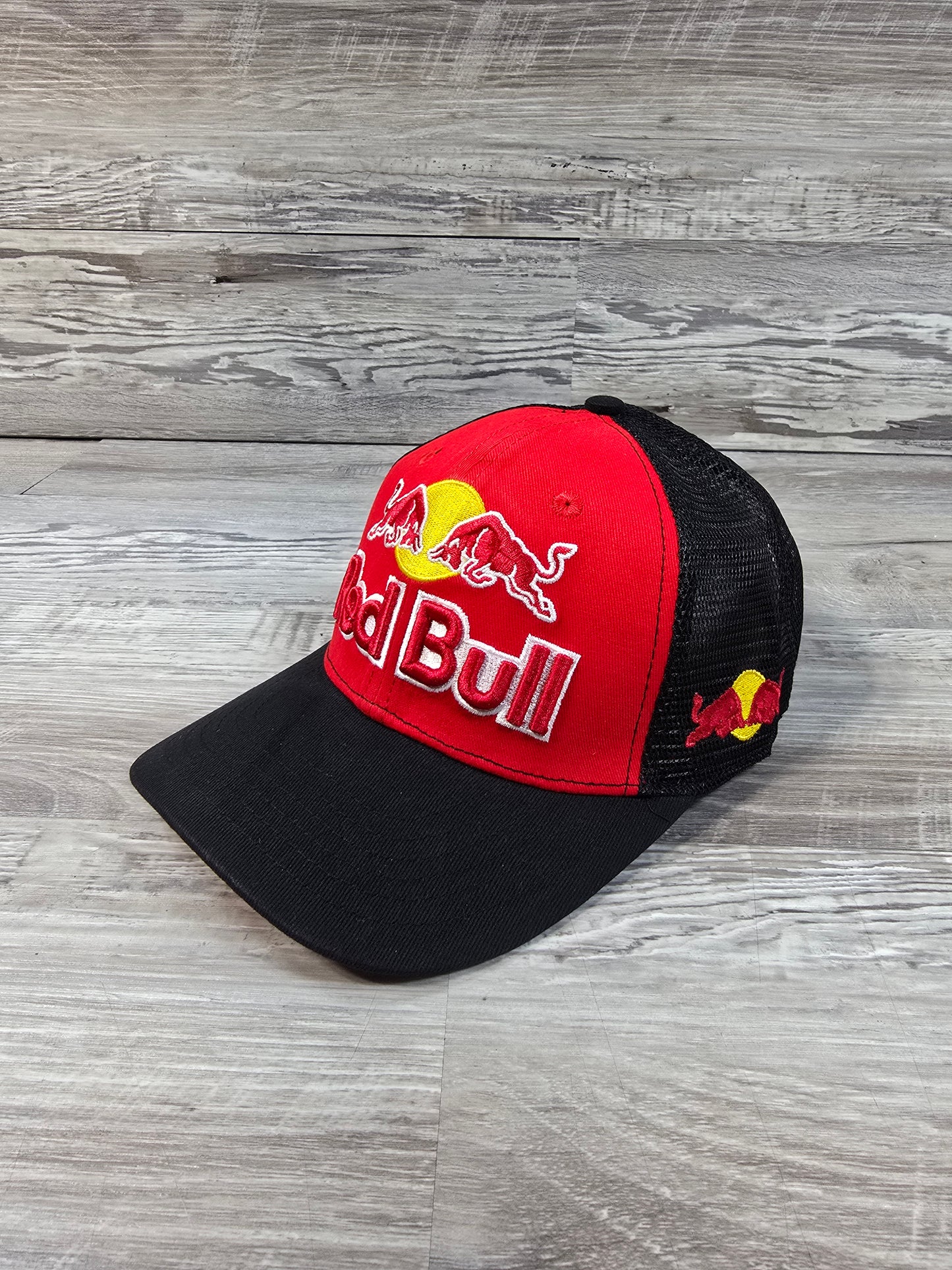 Red Bull Racing Adjustable Red Black Trucker Meshback Hat Cap Adult Snapback