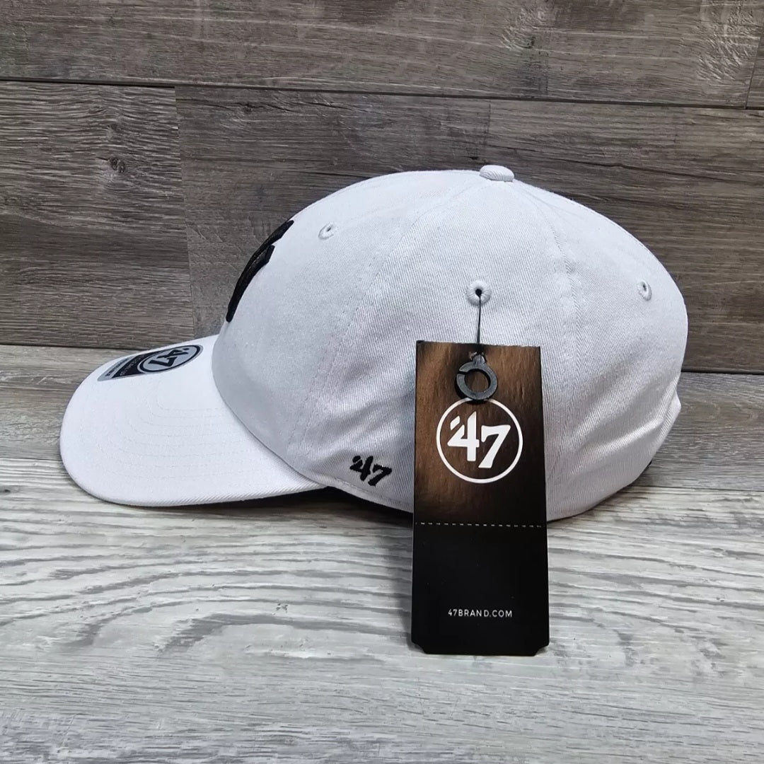 New York Yankees '47 Brand Cap Hat Adult Baseball MLB Strapback NY White / Black
